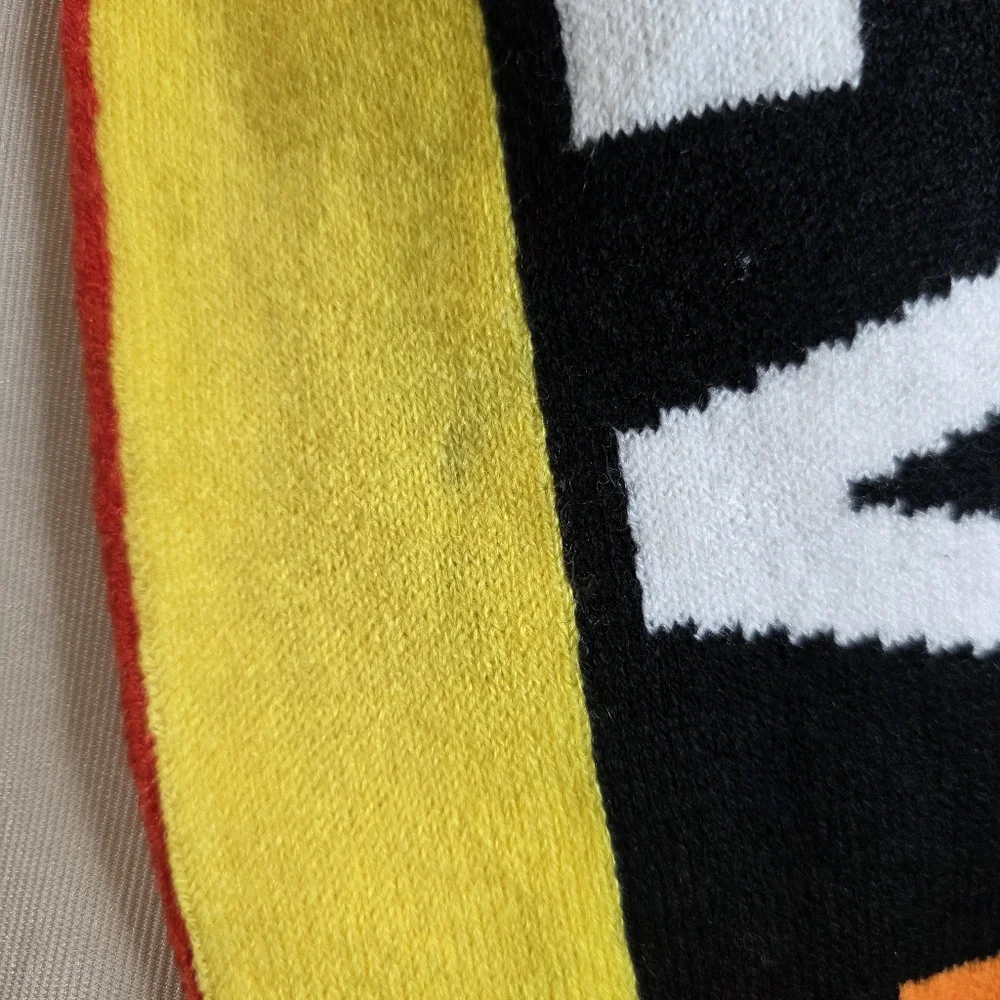 RARE Atari 4 Life Knit Scarf Manufacturer Sample 2018 Retro Gaming Arcade Stripe